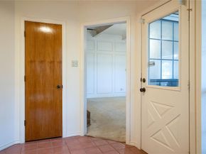 5202  Bradley Lane , Arlington Texas 76017