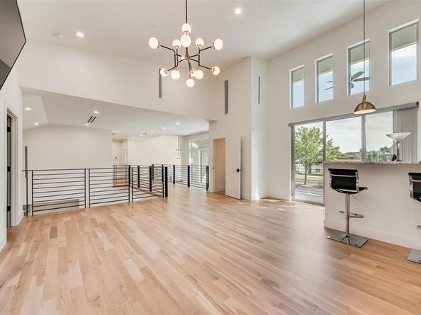 6411  Royal Lane , Dallas Texas 75230