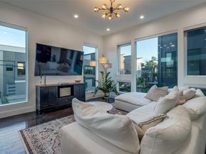 4805  Manett Street  101, Dallas Texas 75204