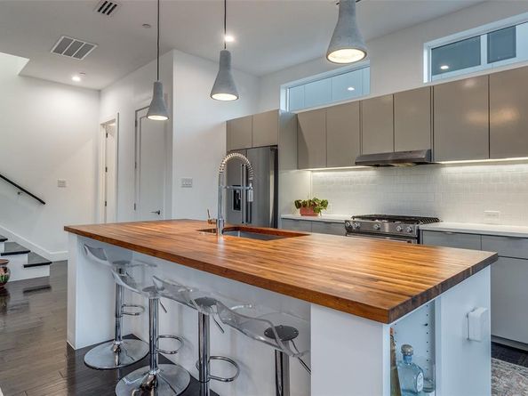 4805  Manett Street  101, Dallas Texas 75204