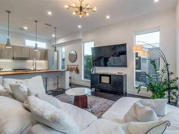 4805  Manett Street  101, Dallas Texas 75204