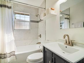 2625  Jonesboro Avenue , Dallas Texas 75228