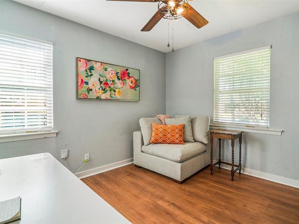 2625  Jonesboro Avenue , Dallas Texas 75228