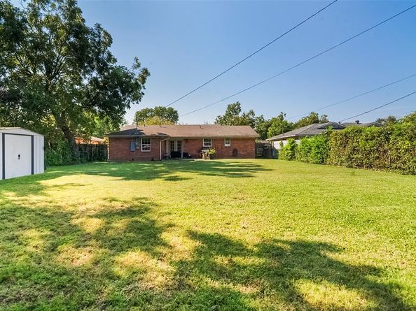 2625  Jonesboro Avenue , Dallas Texas 75228