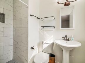 2625  Jonesboro Avenue , Dallas Texas 75228