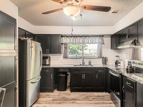 3719  French Wood Drive , Arlington Texas 76016