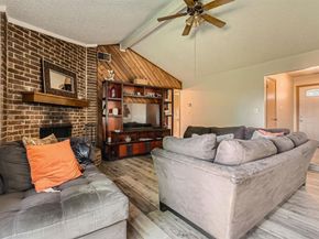 3719  French Wood Drive , Arlington Texas 76016