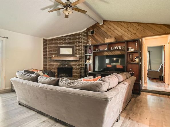 3719  French Wood Drive , Arlington Texas 76016