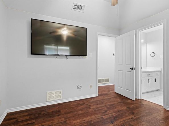 1429  Nettleton Drive , DeSoto Texas 75115