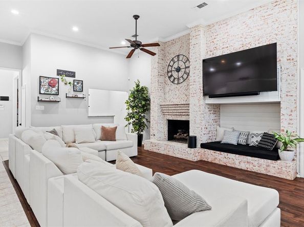 1429  Nettleton Drive , DeSoto Texas 75115