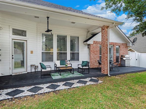 1429  Nettleton Drive , DeSoto Texas 75115