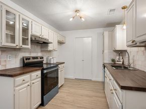 2334  Markland Street , Irving Texas 75060