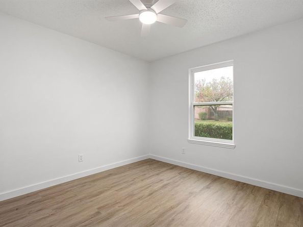 2334  Markland Street , Irving Texas 75060