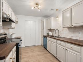 2334  Markland Street , Irving Texas 75060