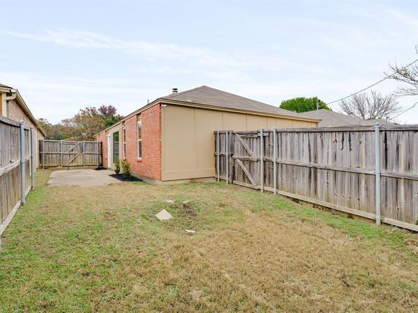 2334  Markland Street , Irving Texas 75060
