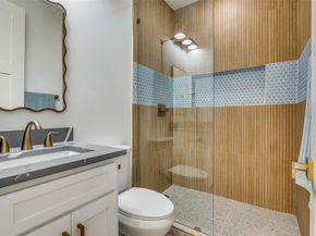 708 W 10th Street  101, Dallas Texas 75208