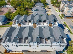 708 W 10th Street  101, Dallas Texas 75208