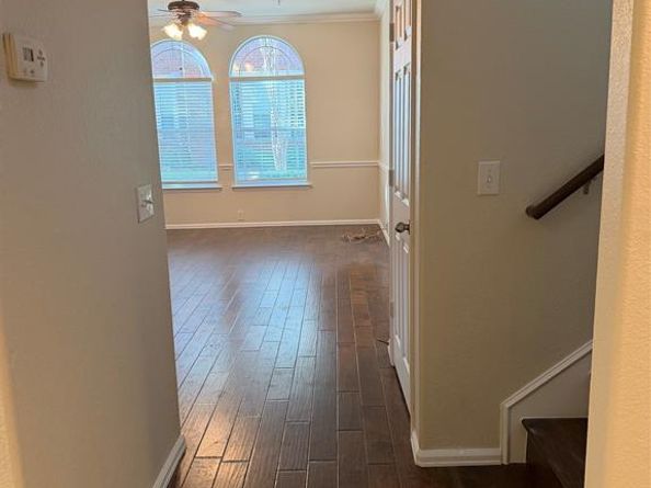 156  Leonard Street , Lewisville Texas 75057