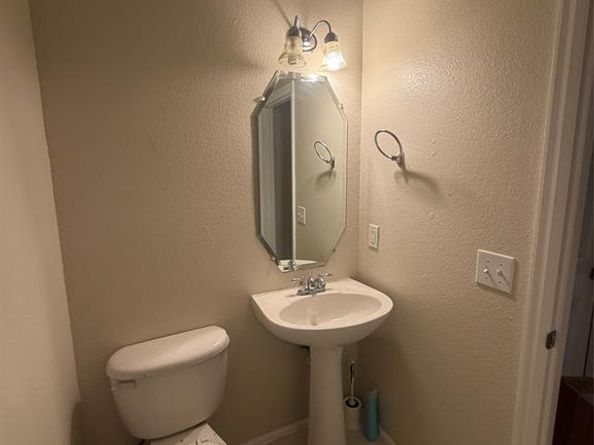 156  Leonard Street , Lewisville Texas 75057