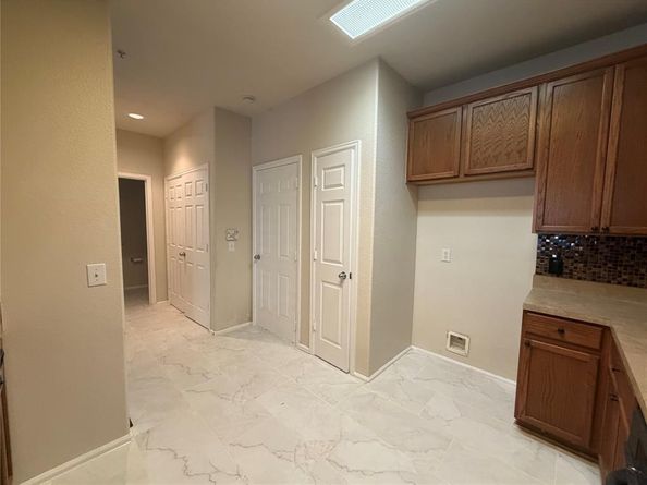 156  Leonard Street , Lewisville Texas 75057