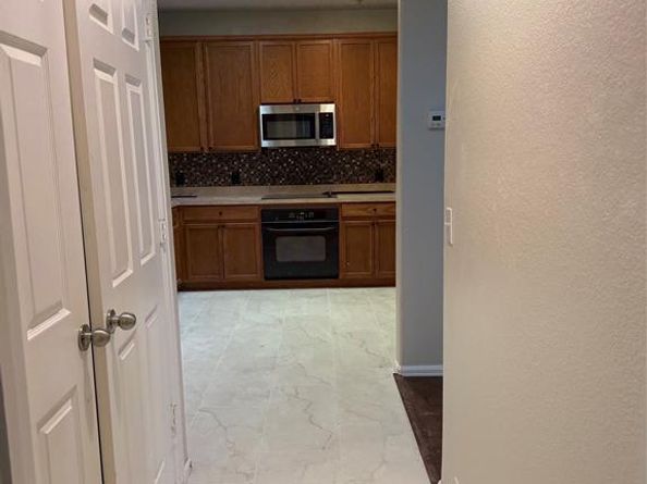 156  Leonard Street , Lewisville Texas 75057