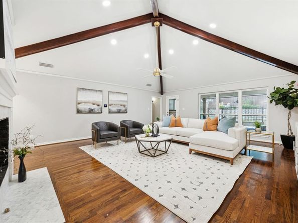 9717  Ravensway Drive , Dallas Texas 75238