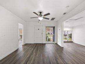 1713  Hemphill Drive , Dallas Texas 75216