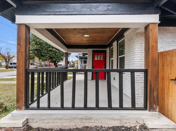 604 S Fitzhugh Avenue , Dallas Texas 75223