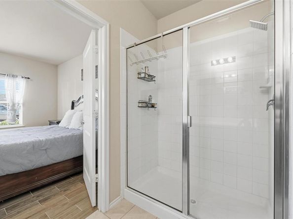 2020  Glen Hollow Drive , Lancaster Texas 75134