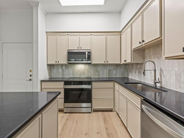 3225  Turtle Creek Boulevard  122, Dallas Texas 75219