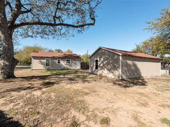 3700  Kimbo Road , Fort Worth Texas 76111