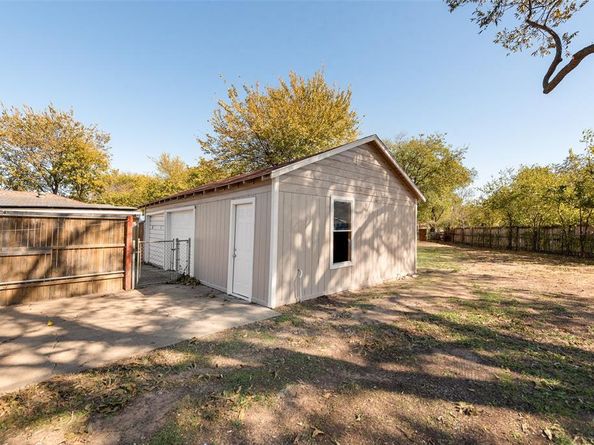 3700  Kimbo Road , Fort Worth Texas 76111