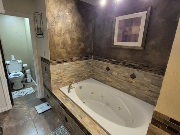 2008  Iron Horse Court , Arlington Texas 76017