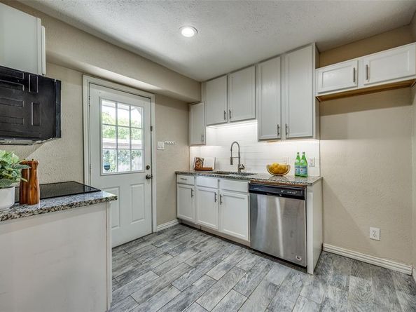 5010 N Hall Street , Dallas Texas 75235