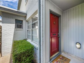 5010 N Hall Street , Dallas Texas 75235