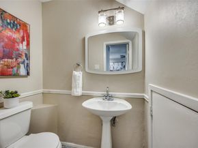 5010 N Hall Street , Dallas Texas 75235