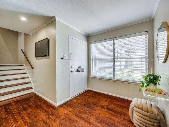 5010 N Hall Street , Dallas Texas 75235