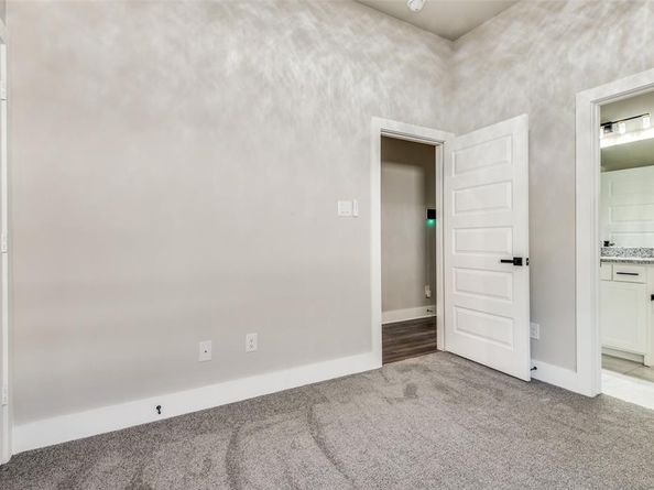 4113  Metropolitan Avenue , Dallas Texas 75210