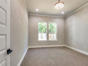 4113  Metropolitan Avenue , Dallas Texas 75210