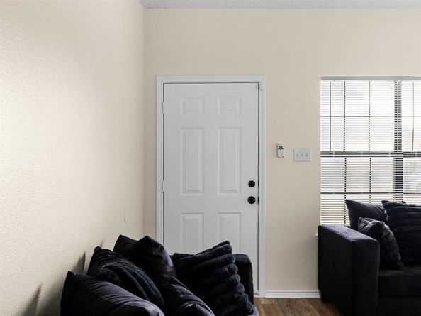 1023  Tennessee Trail , Arlington Texas 76017