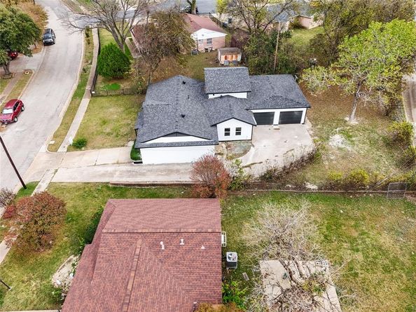 3924  Ambrose Drive , Dallas Texas 75241