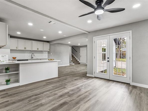 3924  Ambrose Drive , Dallas Texas 75241