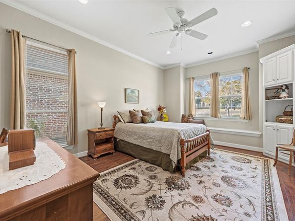 7216  Hinton Drive , Mansfield Texas 76063