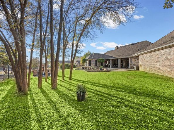 7216  Hinton Drive , Mansfield Texas 76063