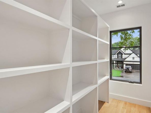 6459  Trammel Drive , Dallas Texas 75214