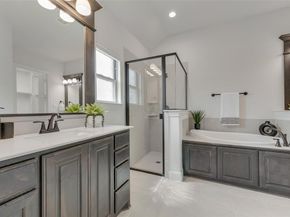 704  Toby Trail , Mansfield Texas 76063