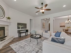 704  Toby Trail , Mansfield Texas 76063