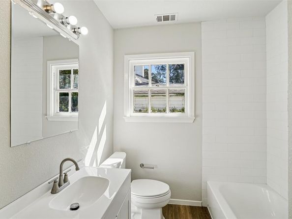 5418  Bradford Drive , Dallas Texas 75235