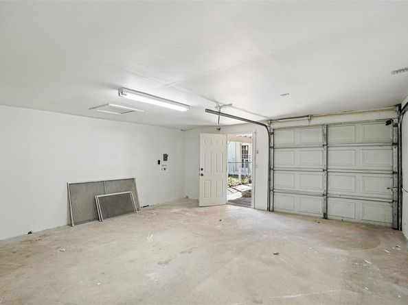 5418  Bradford Drive , Dallas Texas 75235