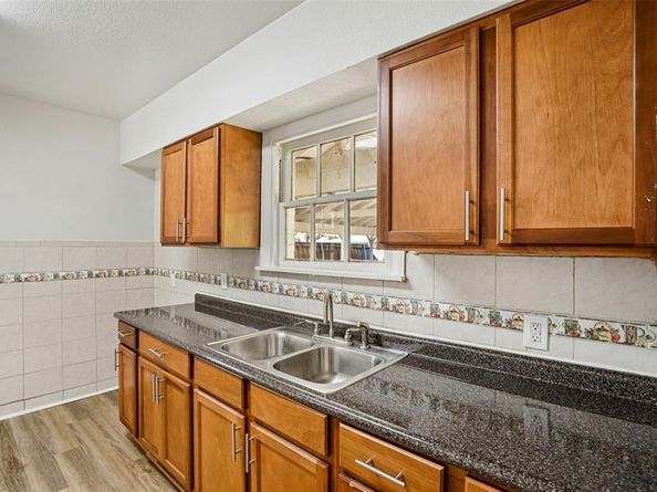 5418  Bradford Drive , Dallas Texas 75235